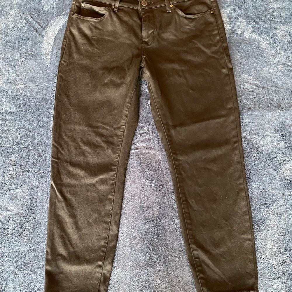 Bootlegger Cropped Black Jeans